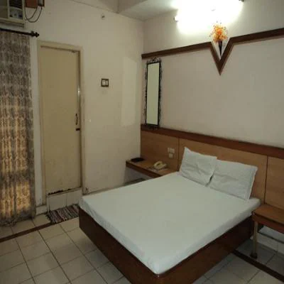 Hotel Vishnu Residency | Non AC Double Bed